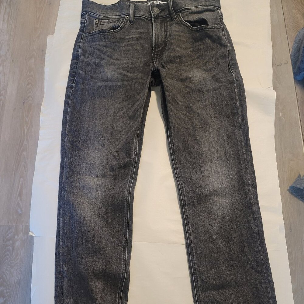 Express Rocco Black Slim Fit Slim Leg Jeans 31x32 Pre-Owned Great Condition